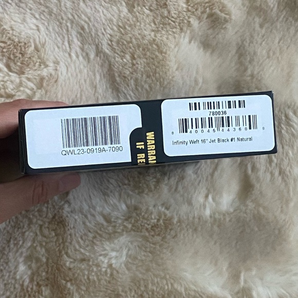 Bellami Professional / Infinity Weft  Jet Black #1 / 16" - Picture 3 of 4